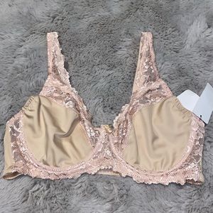 Partial lace bra